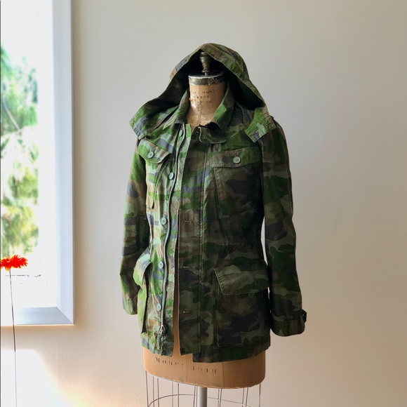 J. Crew Jackets & Blazers - J.Crew Women’s Camouflage Boyfriend Jacket